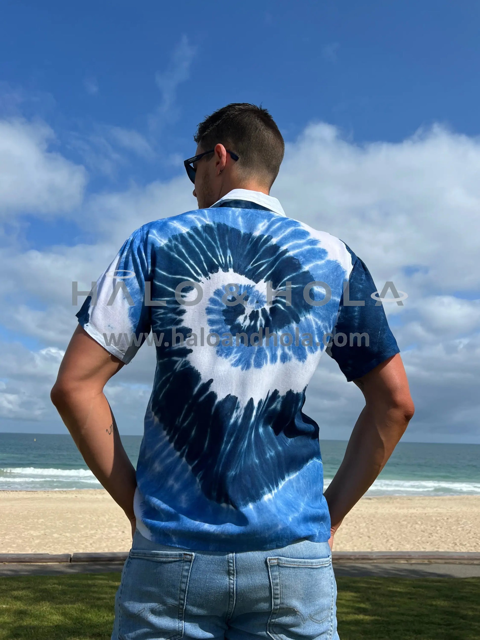 Tie Dye Spiral Swirl Button-Up Shirt In Blue